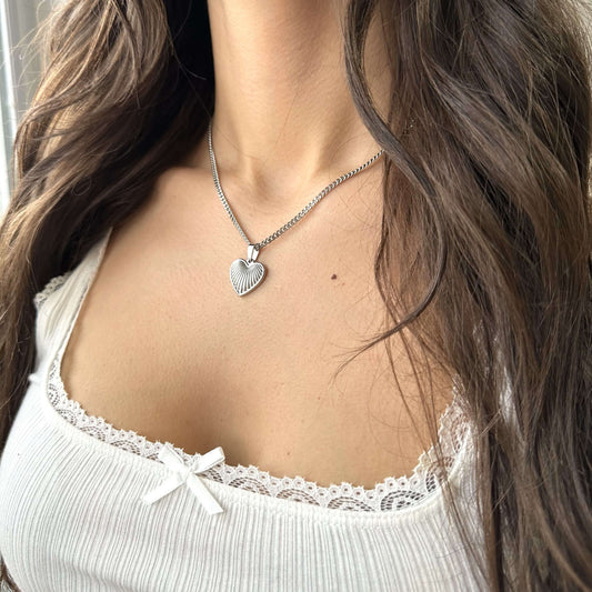 Silver Chunky Heart Pendant Necklace For Women - Stainless Steel - Boutique Wear RENN