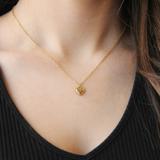 Dainty Gold Heart Pendant Necklace For Women - Necklace - Boutique Wear RENN