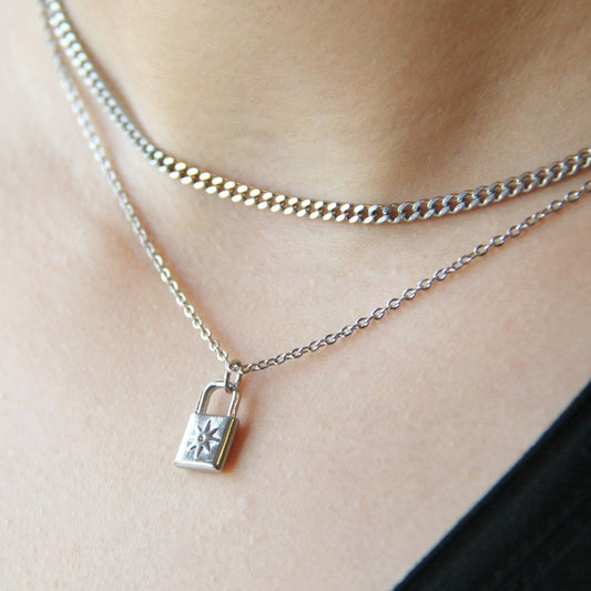 Dainty Silver Lock Star Pendant Necklace For Women - Necklace - Boutique Wear RENN