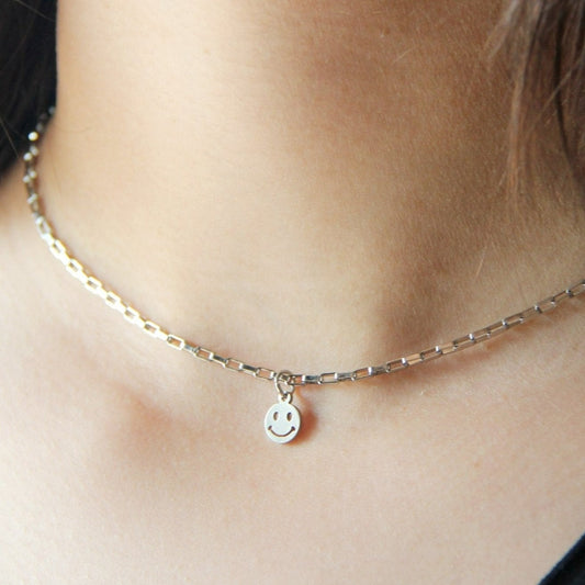Dainty Silver Smiley Face Pendant Necklace Box Chain For Women - Necklace - Boutique Wear RENN