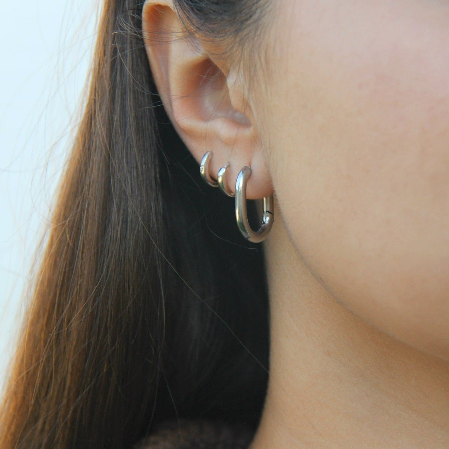 Silver Oval Hoop Earrings For Women - Earrings - Boutique Wear RENN