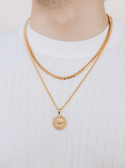 Gold compass pendant necklace - Boutique Wear RENN