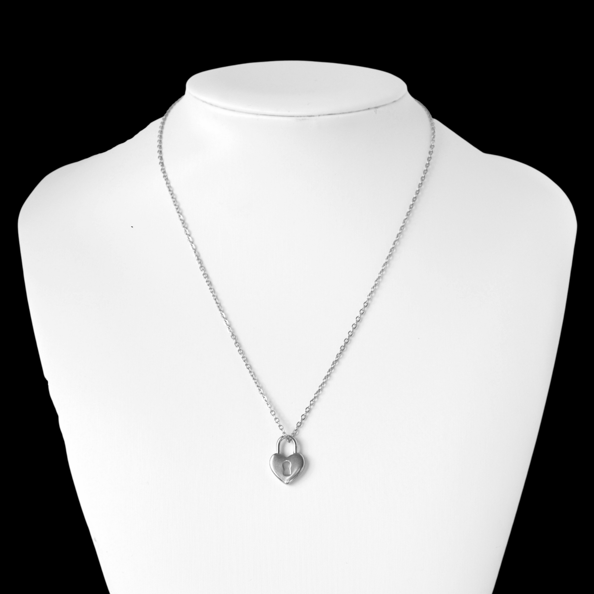 Silver Heart Lock Pendant Necklace - Boutique Wear RENN Silver Heart Lock Pendant Necklace - Boutique Wear RENN