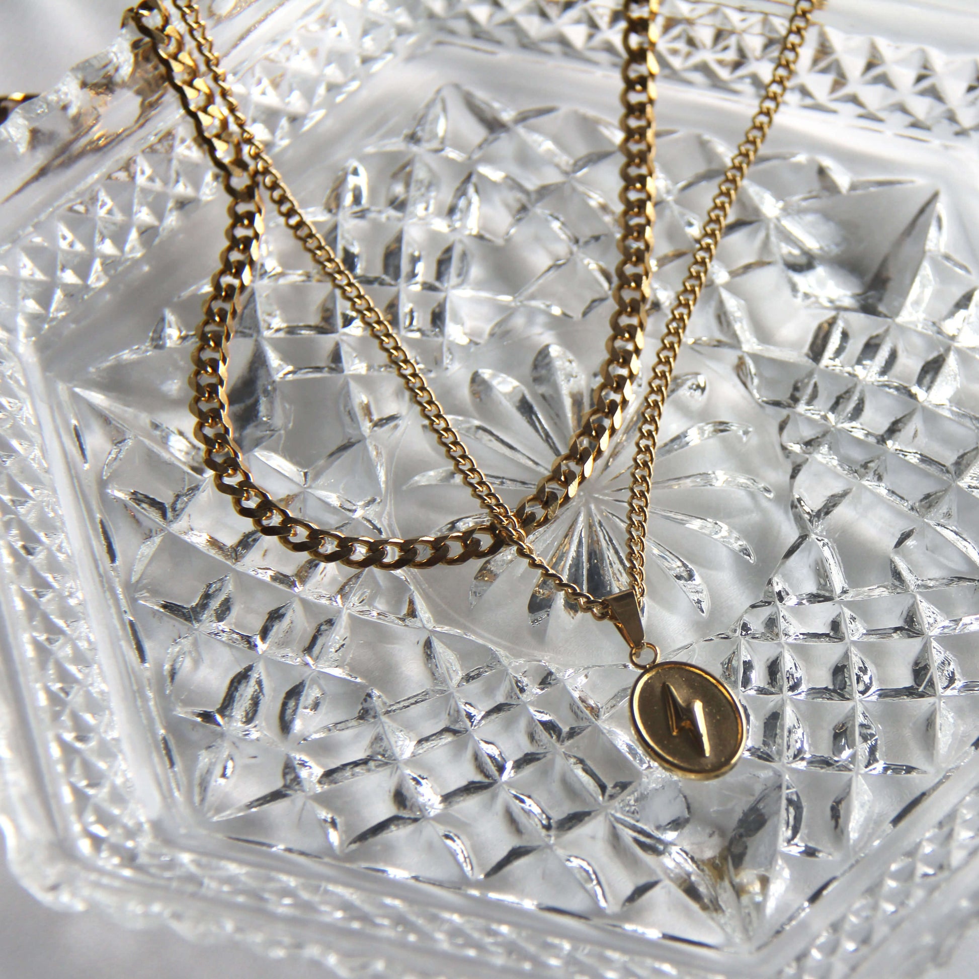 Gold Necklace Set Lightning Gold Oval Pendant Necklace - Boutique Wear RENN