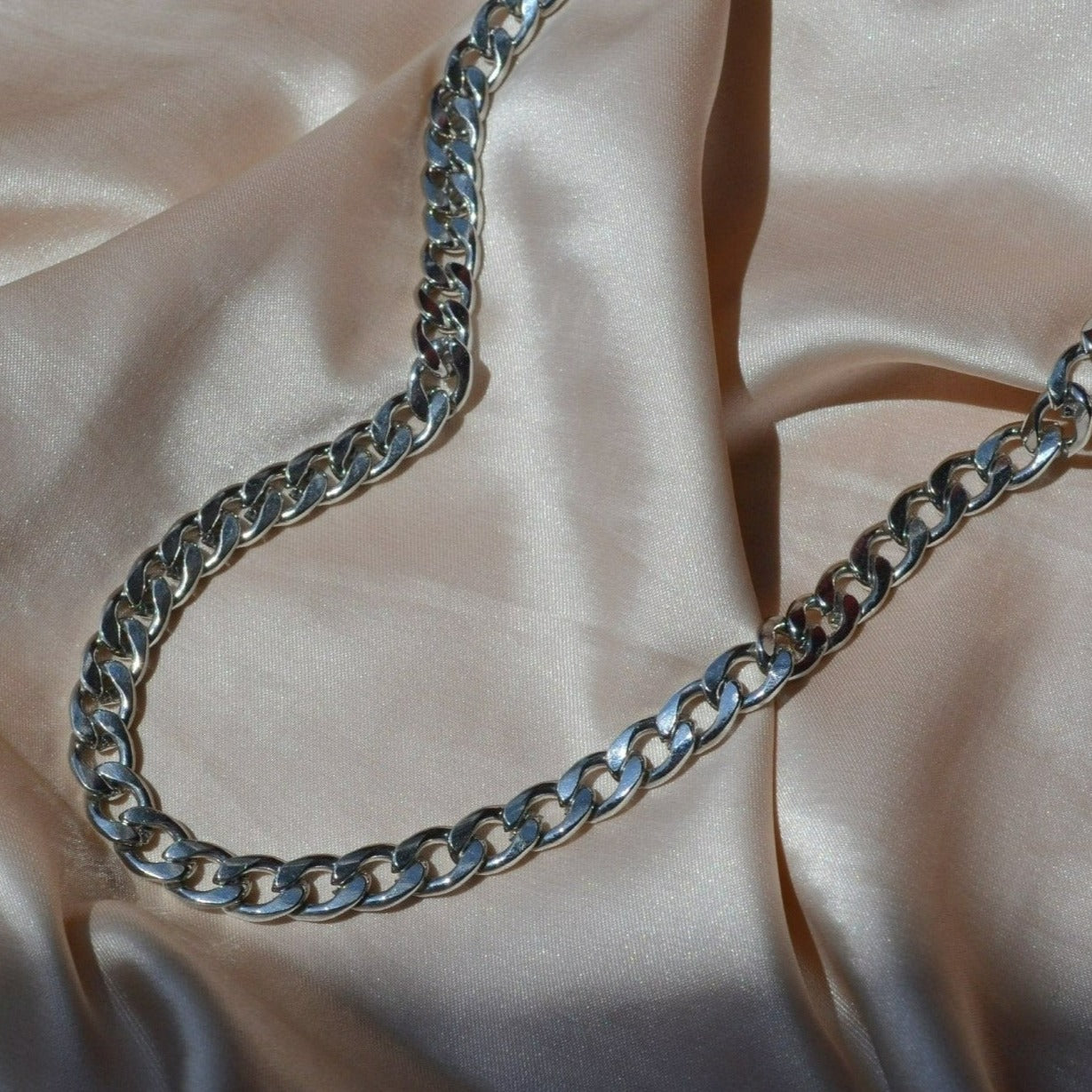 7mm silver store curb chain