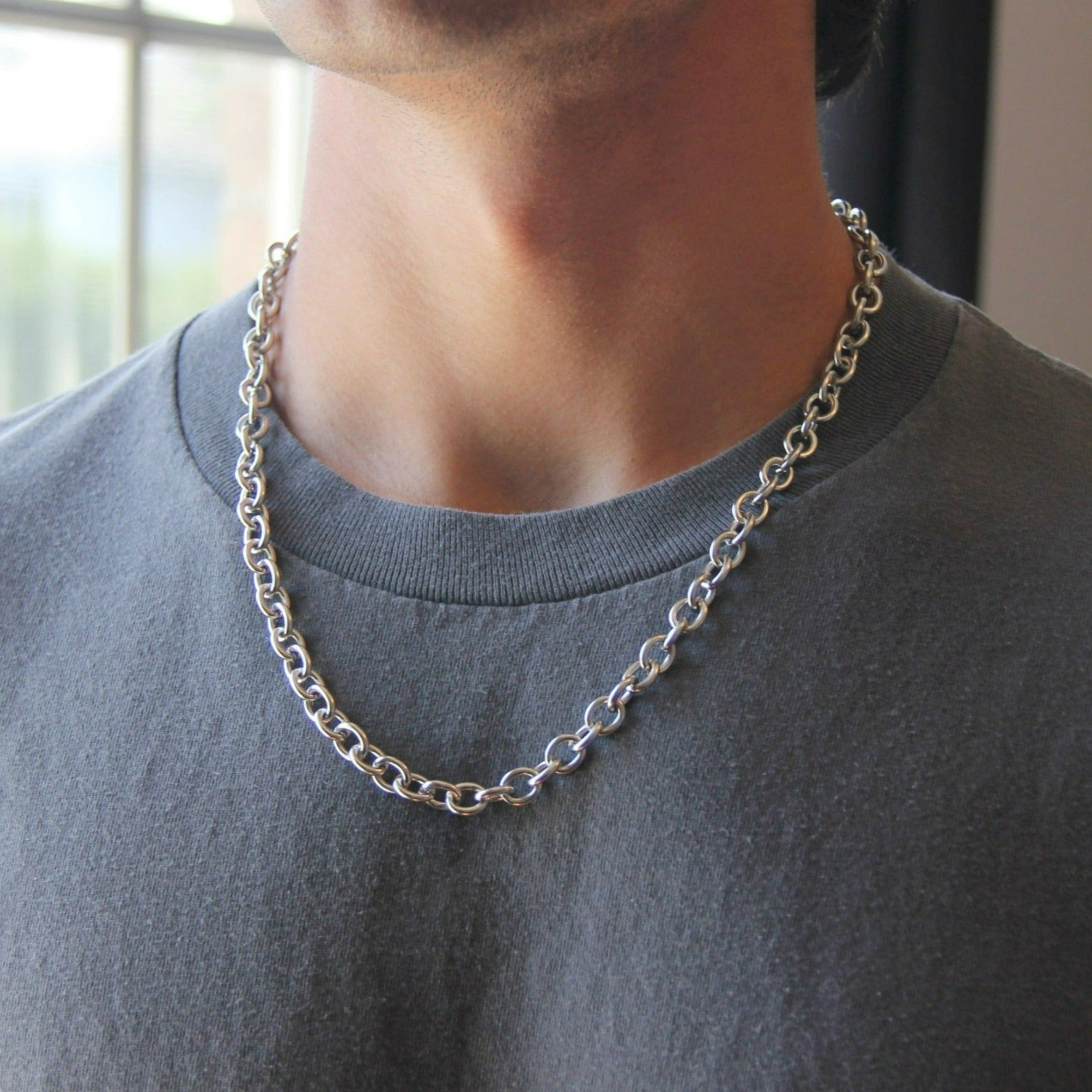 Chunky Hollow Silver Plated Star w/Rhinestone Pendant Necklace | eBay
