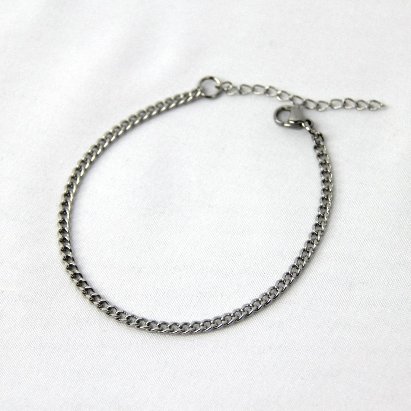 Dainty 3mm Silver Cuban Curb Chain Bracelet or Anklet For Men or Women - Bracelet - Boutique Wear RENN