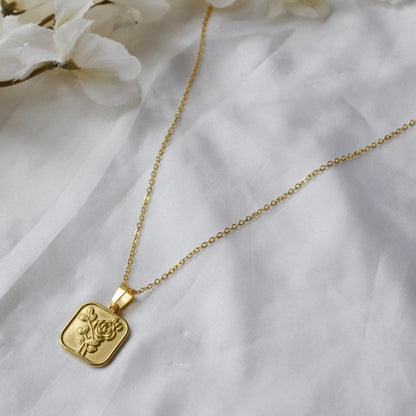 Dainty Gold Rose Flower Square Pendant Necklace For Women - Necklace - Boutique Wear RENN