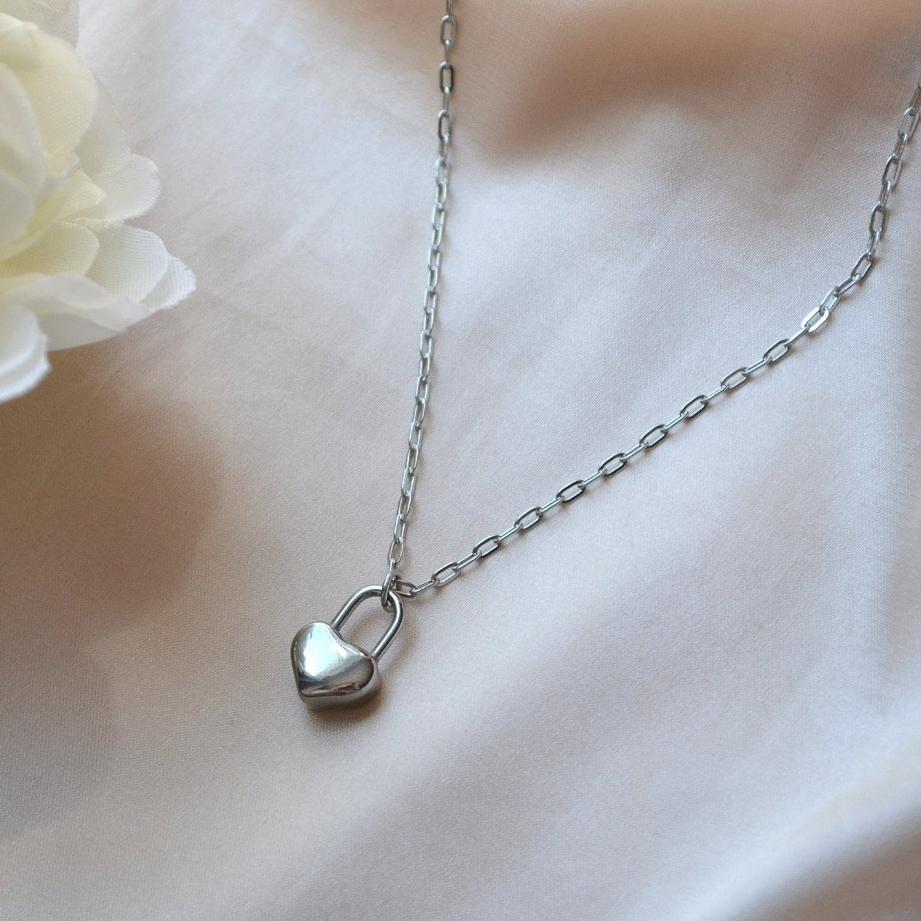 Dainty Silver Heart Lock Pendant Necklace Mini Paperclip Chain For Women - Necklace - Boutique Wear RENN