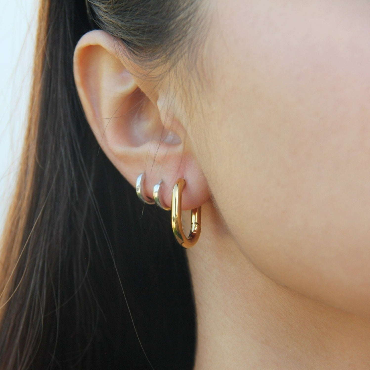 Gold Oval Hoop Earrings For Women - Boutique Wear RENN