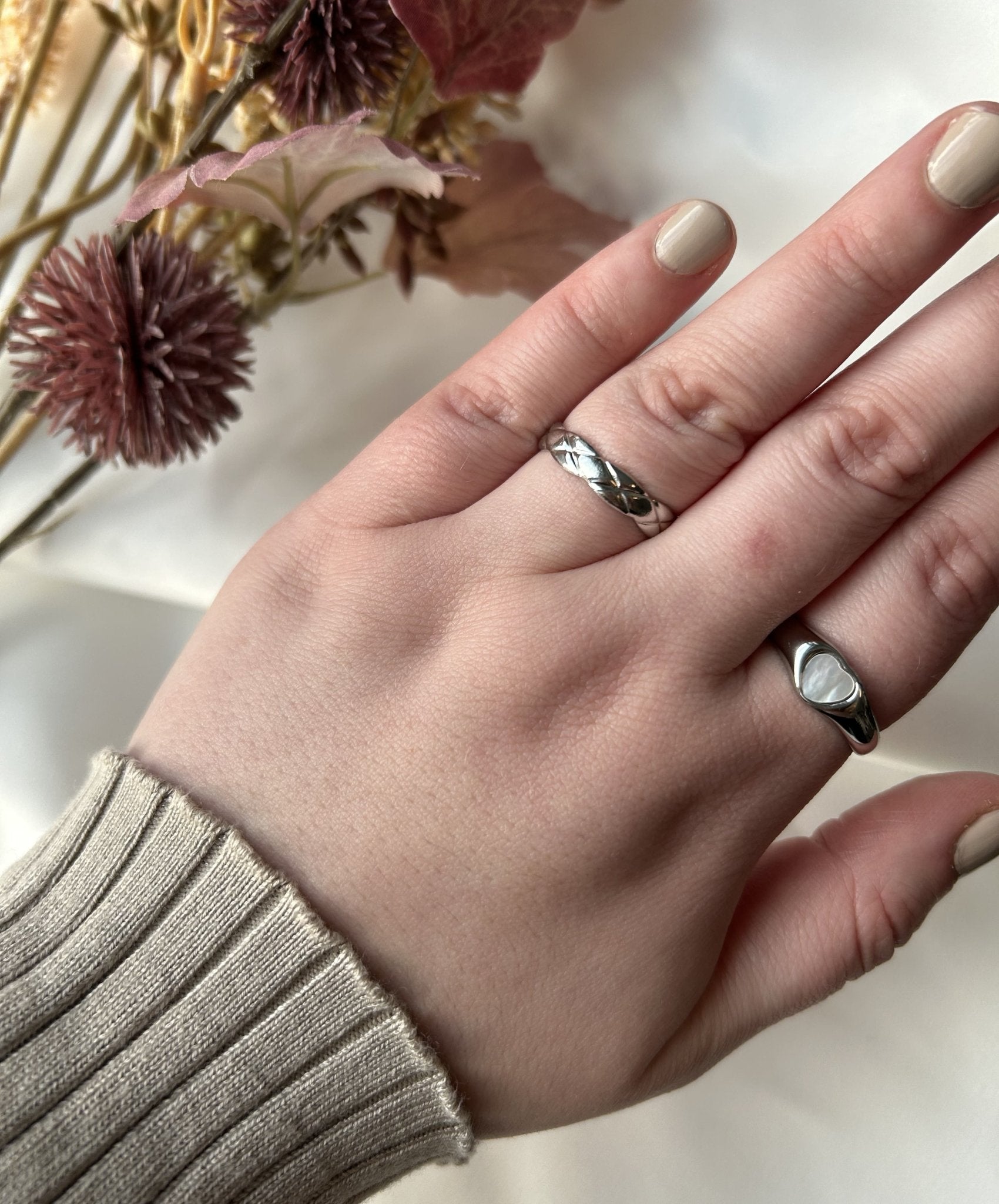Classy rings for ladies store