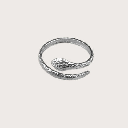 Silver Adjustable Snake Ring For Women - Ring - Boutique Wear RENN