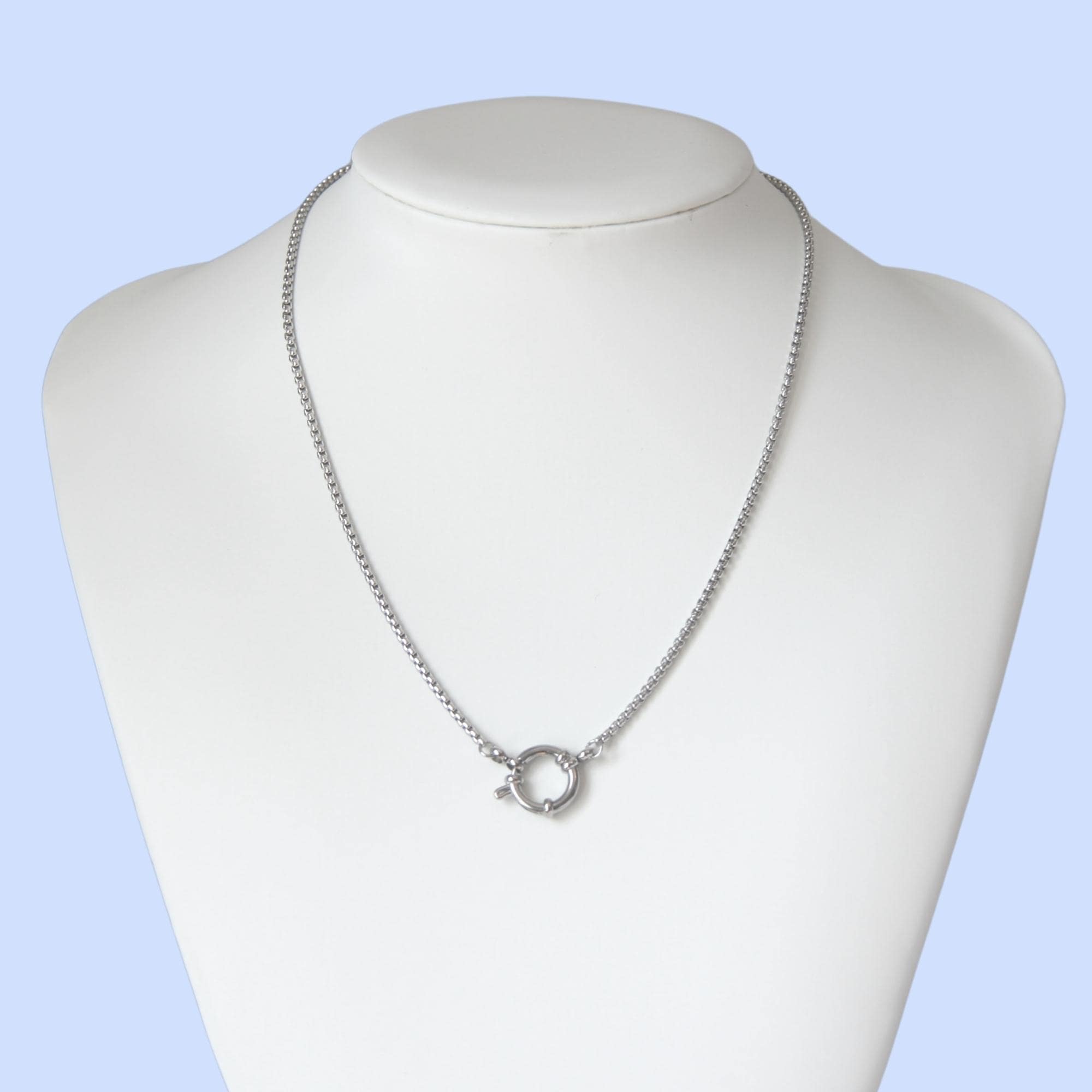 Arrowhead minimalist necklace for men – Trimakasi | EN