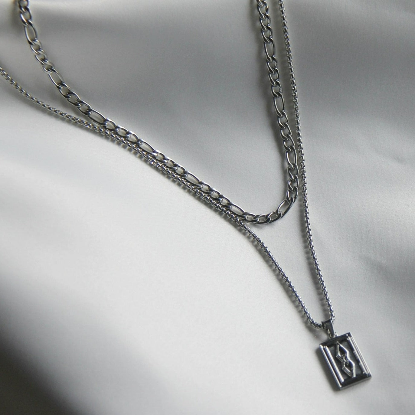 Fashionable and Popular 1pc Men Lock Chain Necklace Alloy for Jewelry Gift  and for a Stylish Look | SHEIN